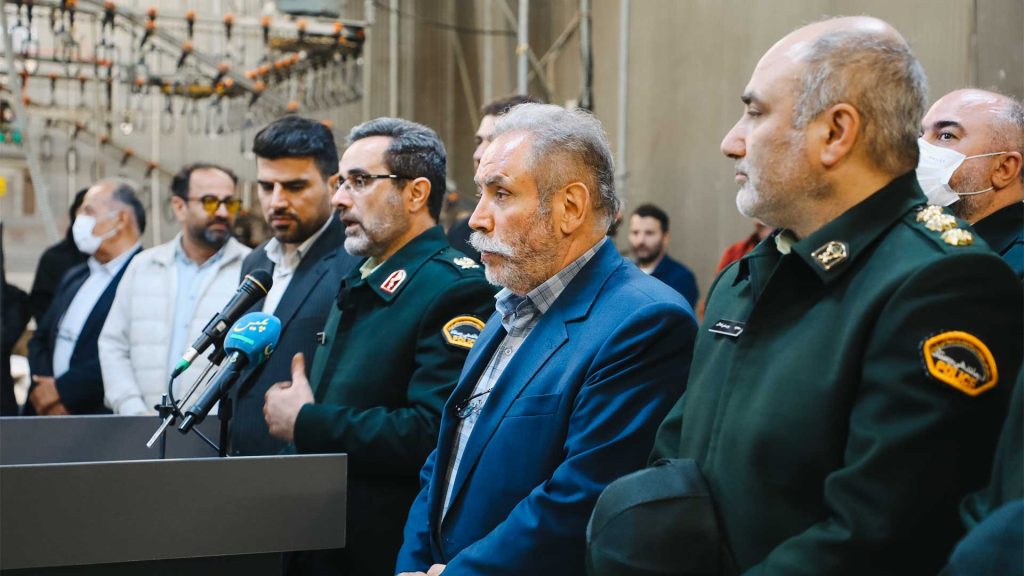 گرامیداشت هفته کار و کارگر با حضور فرمانده نیروی انتظامی استان اردبیل