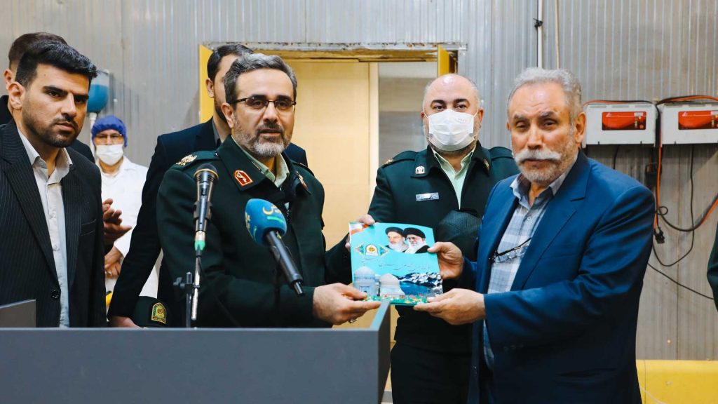 گرامیداشت هفته کار و کارگر با حضور فرمانده نیروی انتظامی استان اردبیل 2