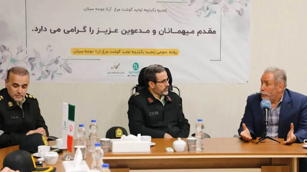 گرامیداشت هفته کار و کارگر با حضور فرمانده نیروی انتظامی استان اردبیل
